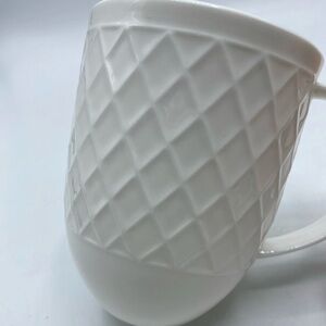 Meritage Ceramic Quilted Textured Glazed Coffee or Tea Cup White Classic Replace